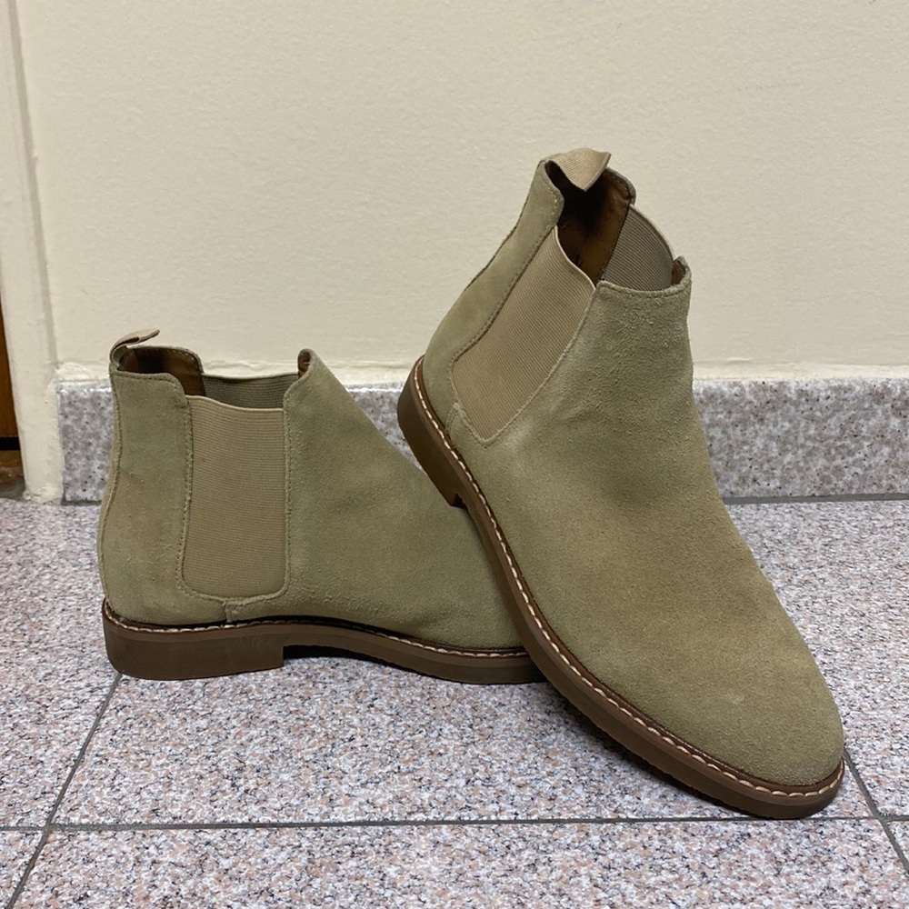 Steve Madden Suede Chelsea Boot